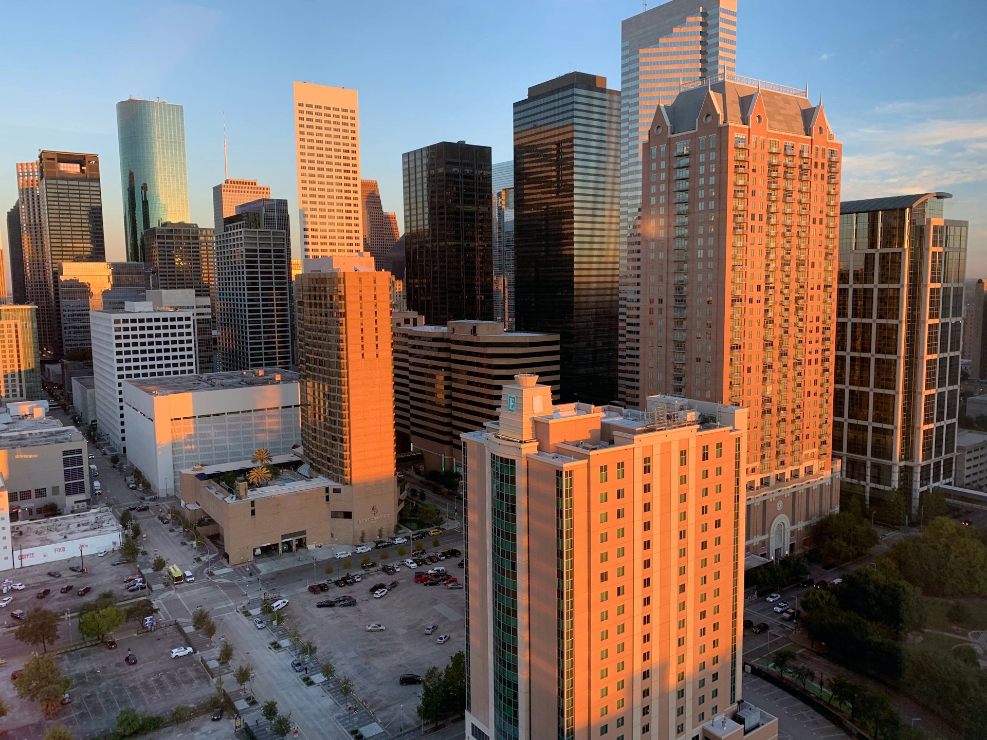 Houston skyline context for relocation and area planning