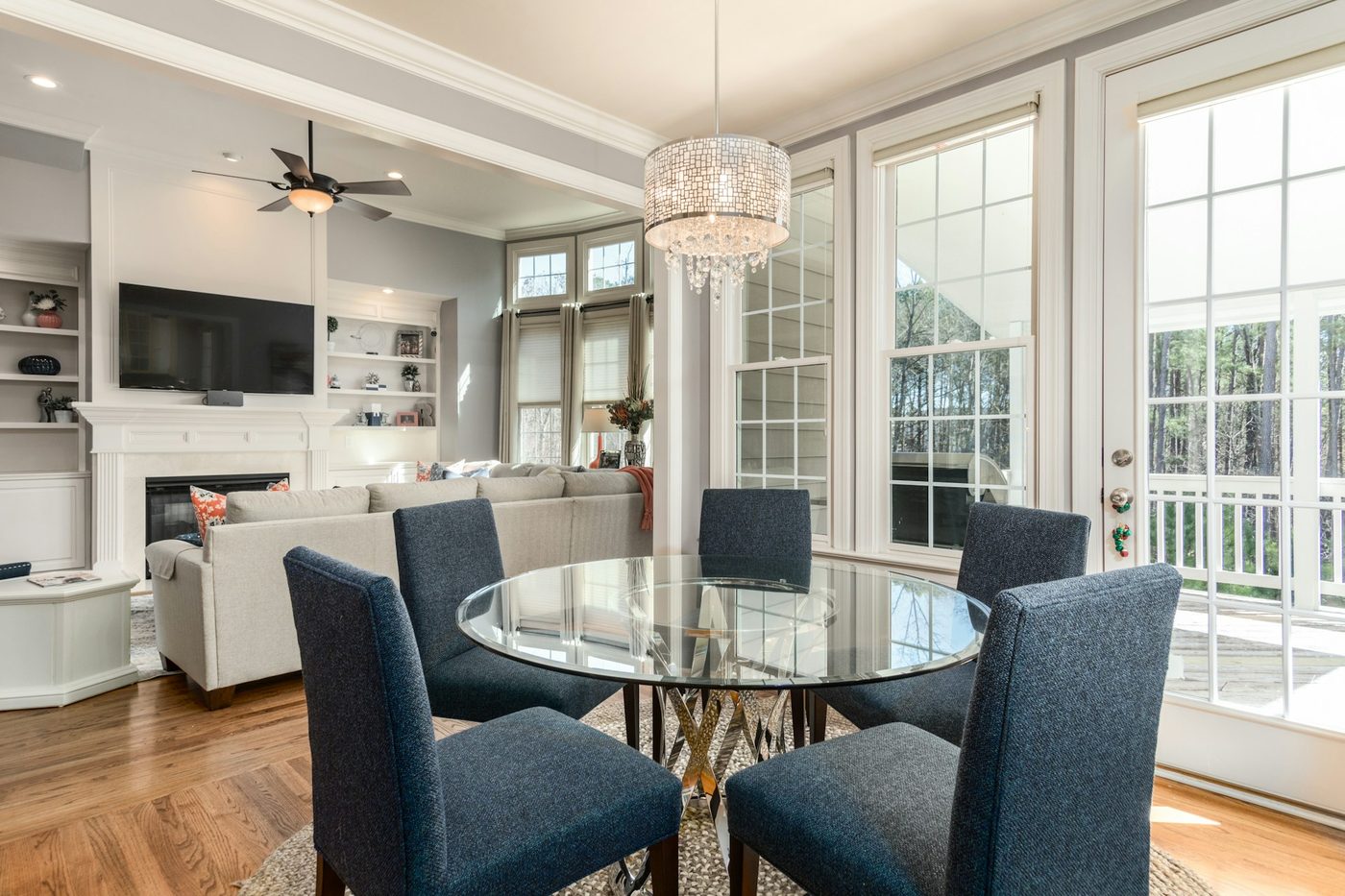 Representative Conroe listing